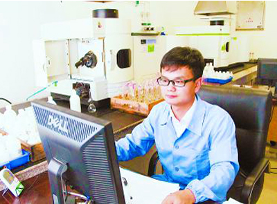 4118云顶集团矿业员工俞金生荣获“天下青年岗位能手”称呼